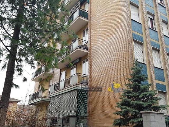 Parma, Via Brescia 3 17 trilocale 85mq