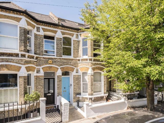 Parma Crescent, Battersea SW11, 3 bed flat to rent, £4,250 pcm | PrimeLocation