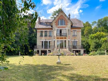 Parmain 95. Maison de maître 11 pièces, 6 chambres, dépe