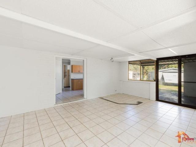 PARMELIA 3x1 HOME FOR LEASE