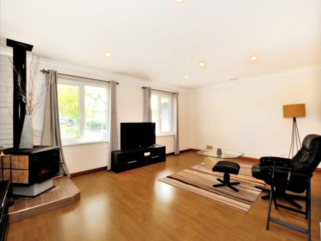 PARMELIA 3X1 HOME FOR LEASE