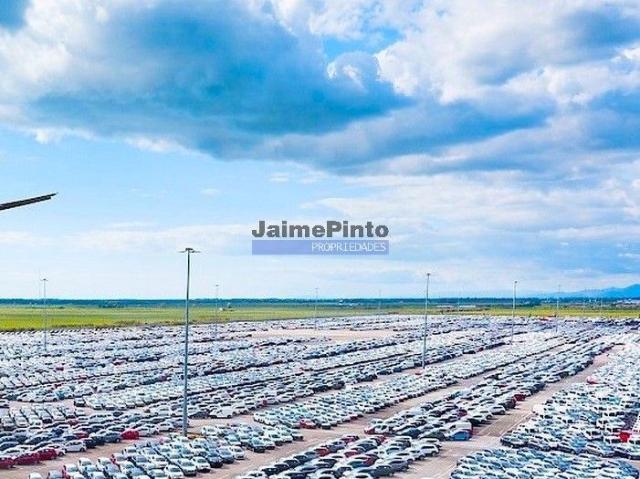 Parque Automóvel Aeroporto do Porto. Porto, Maia