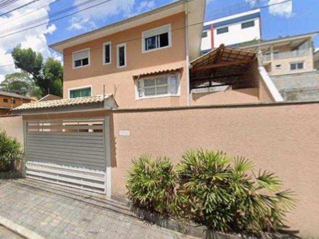 Pq. dos Príncipes | Residência Exclusiva c/ 600m² de Terreno | 4 Dorms | Piscina | Espaço Gourmet