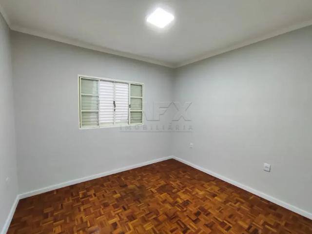 Parque Vista Alegre casa 3 quartos sendo 1 suíte térrea