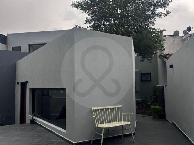 Parques del pedregal: Casa en venta en Parque del Pedregal