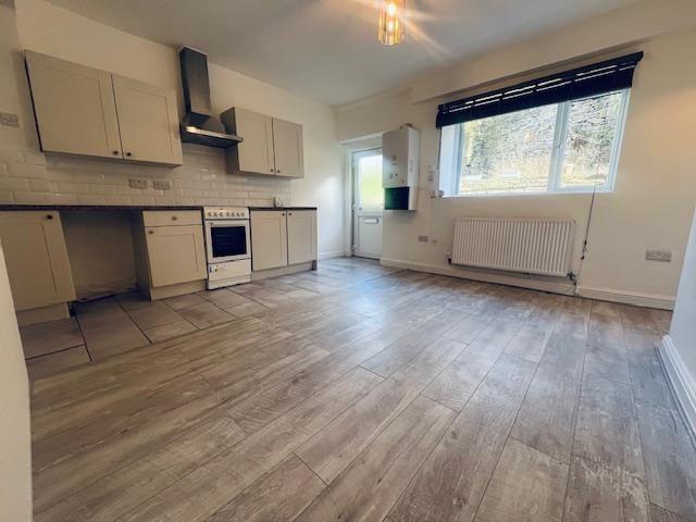 Parrock Parade, Rossendale BB4, 2 bed terraced house to rent, £550 pcm | PrimeLocation