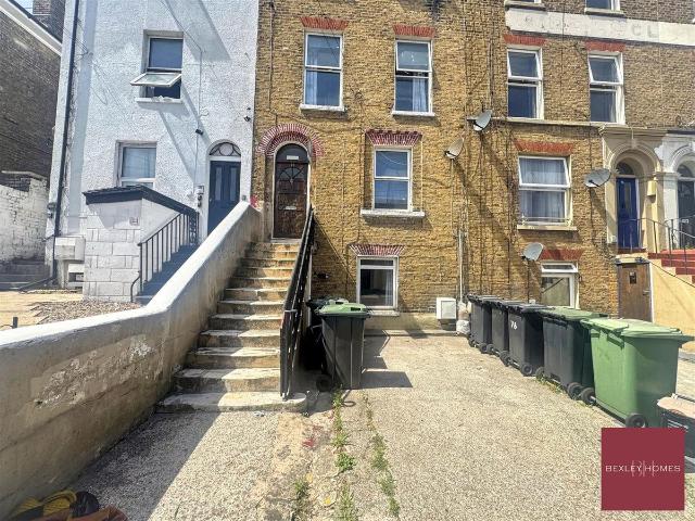 Parrock St, Gravesend DA12, 6 bed property to rent, £3,500 pcm | PrimeLocation