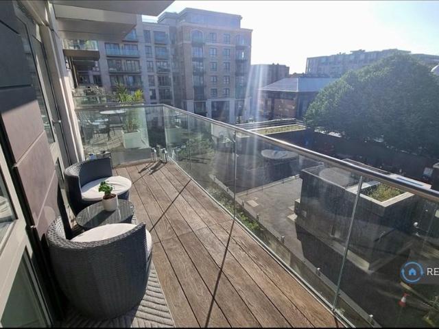 Parr's Way, London, W6 1 bed flat to rent £2,900 pcm £669 pw