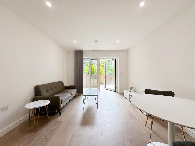 Holland Reach, Parrs Way W6, 1 bed flat to rent, £2,900 pcm | PrimeLocation
