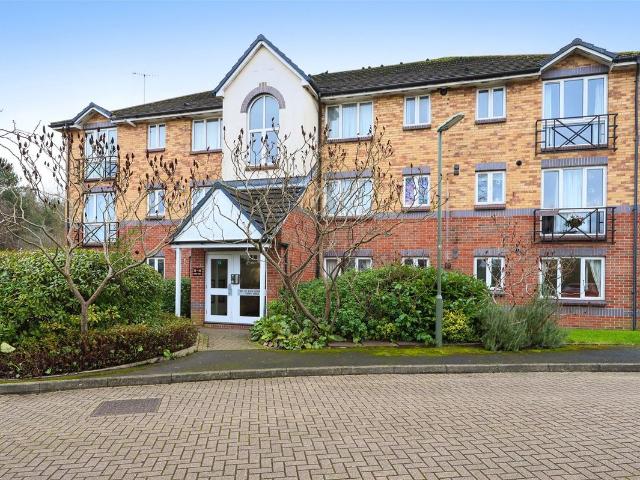 Parry Drive, Weybridge, Surrey KT13, 2 bed flat to rent, £1,700 pcm | PrimeLocation