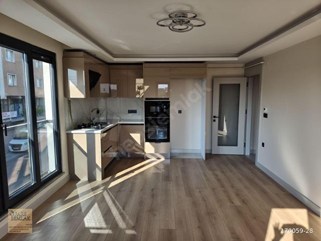 PARS EMLAK'TAN BİRLİK 61.5 ÖN CEPHE KÖŞE BAŞI SATILIK DAİRE