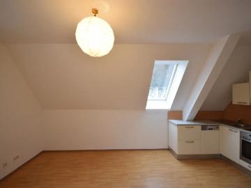 PARSCH Gemütliche Dachgeschosswohnung mit Blick ins Gebirge