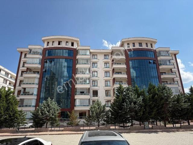Parsana Mah. Real Avm Yanı Site İçerisi Geniş 4+1 Satılık Daire
