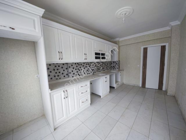 Parsana Mahallesi Site İçi Ara Kat 3+1 Daire