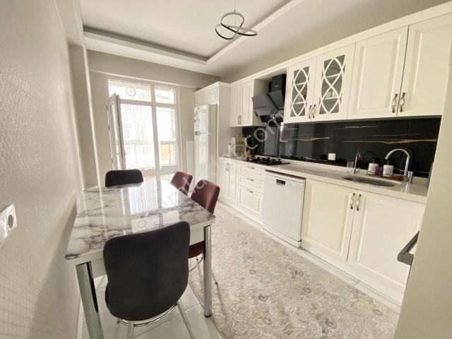 Parsana Mahallesinde Site İçi 3+1 Daire