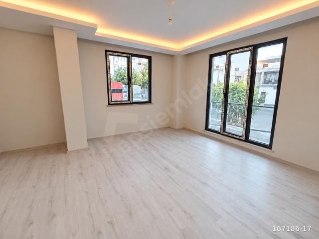 PARSELLER METRO 10DK YÜRÜME! GENİŞ MUTFAKLI OTOPARKLI 150m2 3+1