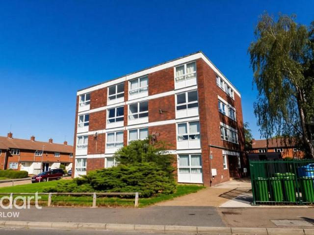 Parsonage Leys, Harlow 1 bed flat to rent £1,100 pcm £254 pw