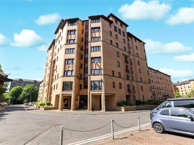 Parsonage Square, Glasgow, G4 2 bed flat to rent £1,300 pcm £300 pw