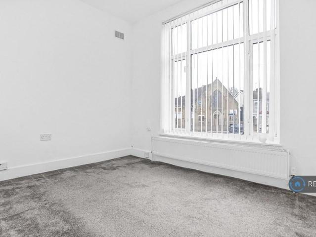 Parsons Mead, Croydon, CR0 1 bed flat to rent £1,300 pcm £300 pw
