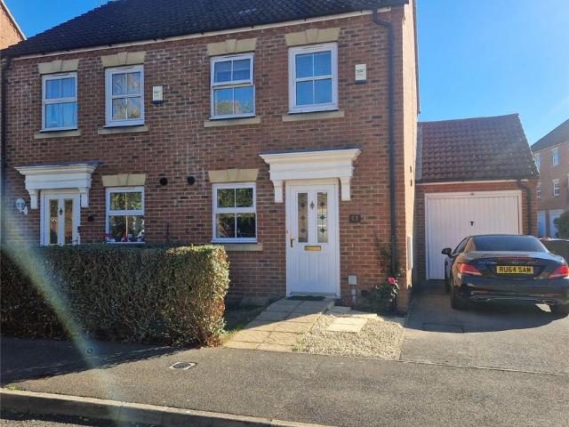 Parsons Road, Langley, Slough SL3, 2 bed terraced house to rent, £1,750 pcm | PrimeLocation