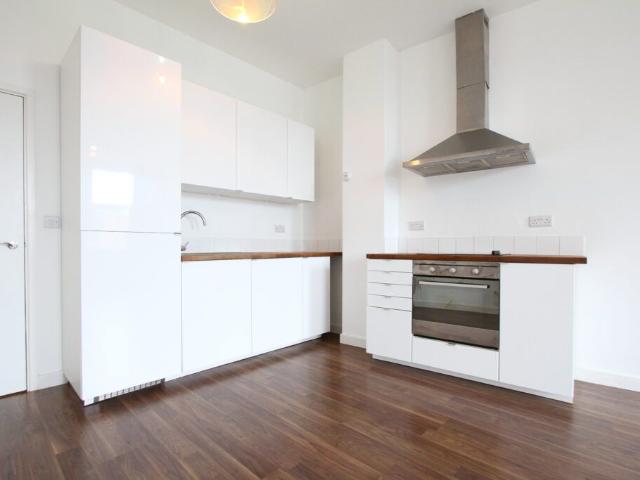 Parsons Street, Banbury, Oxon OX16, 1 bed flat to rent, £995 pcm | PrimeLocation