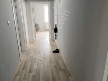 Pasta Simit Sarayı Karşısı Cadde Cephe Kiralık Daire