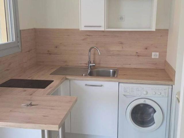 Pasteur studio balcon