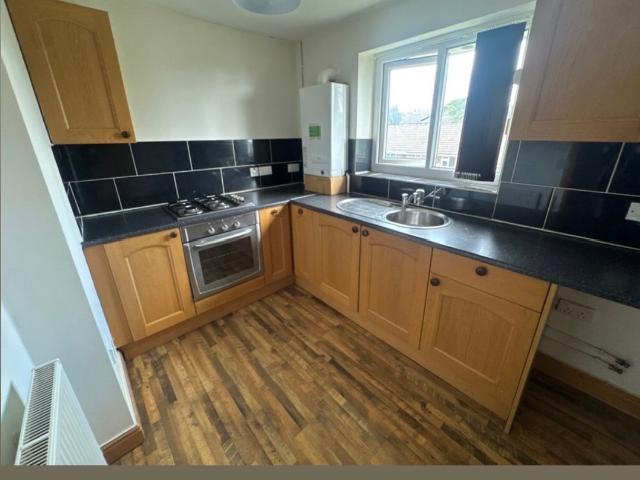 Pasture Walk, Bradford BD14, 1 bed maisonette to rent, £750 pcm | PrimeLocation