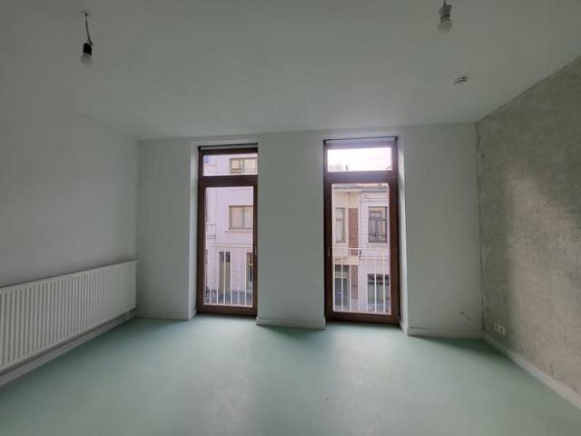 pas gerenoveerde studio nabij krugerplein