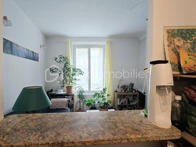 Pas d'appel svp merci de lire l'annonce2 pièces meublé quartier