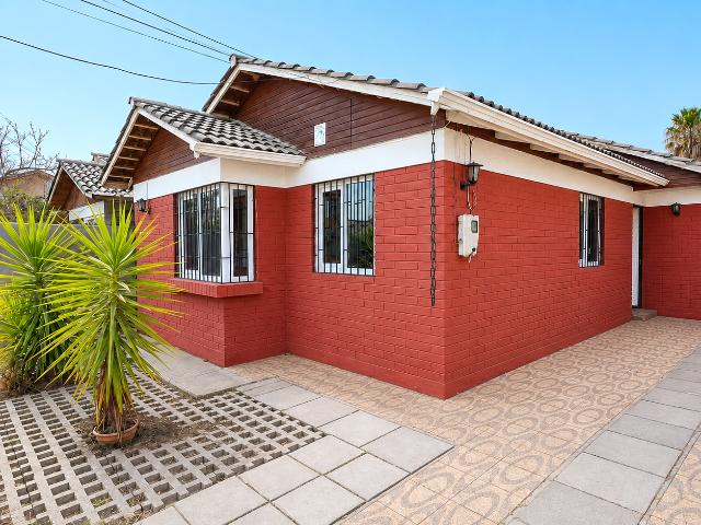 Pasaje Cerrado / Arriendo Casa Protectora De La Infancia