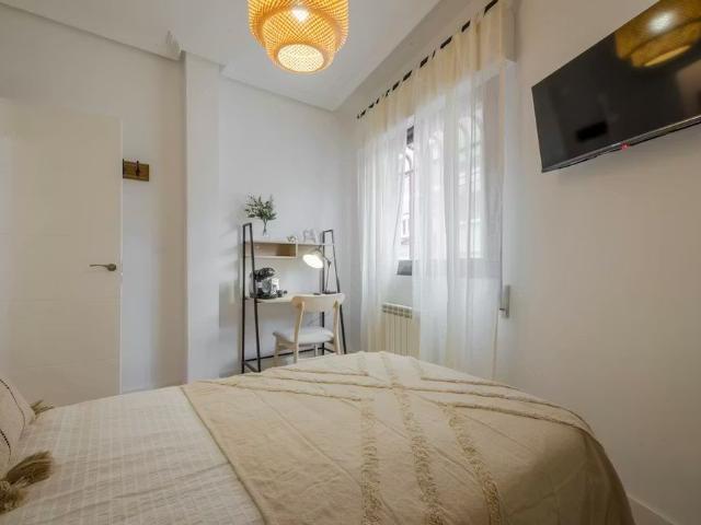 Pasaje de Lucero, Madrid, Community of Madrid 28047
