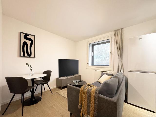 Pasha, Wellington Road North SK4, 1 bed flat to rent, £1,150 pcm | PrimeLocation