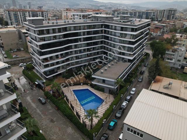 Pasifikten Bornova Avcılar Prestijde Satılık Eşyalı 2+1 Daire