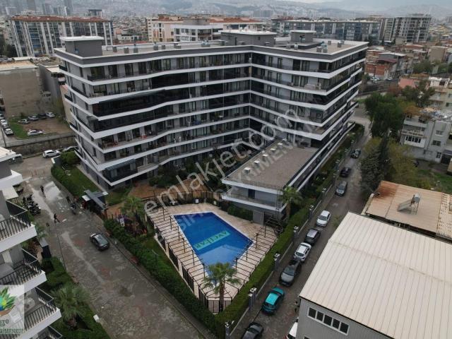 Pasifikten Bornova Avcılar Prestijde Satılık Eşyalı 2+1 Daire