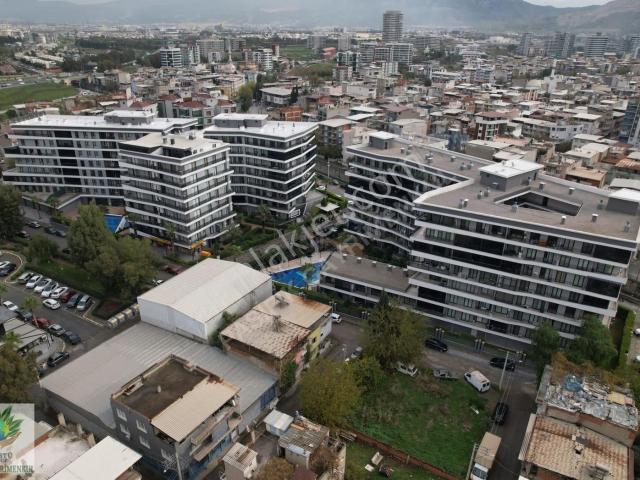 Pasifikten Bornova Avcılar Prestijde Satılık Eşyalı 2+1 Daire