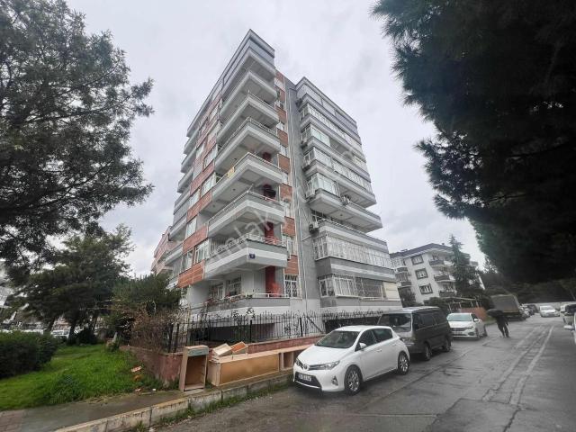 Pasifikten Gazşiemir Atıfbeyde Arakat 3+1 Çift Balkon Daire