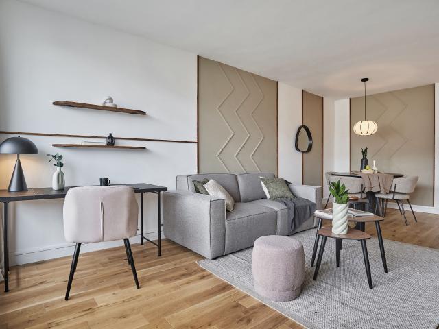Pasithea 1 bedroom apartment with a balcony near the Eiffel Tower