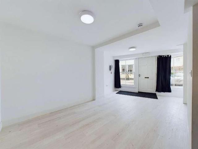 Passage Road, Westbury On Trym, BS9