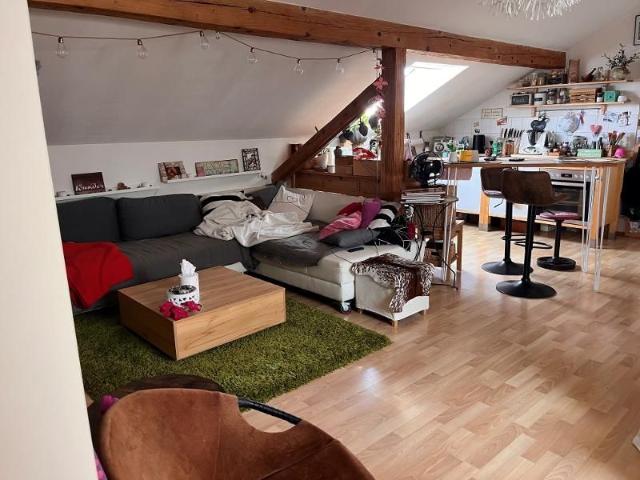 Passau Heining gemütliche Dachgeschoßwohnung, 2 Zimmer mit Küchenzeile