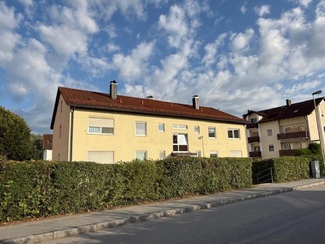 Passau Neustift: 4 Zimmer Wohnung mit Westbalkon in zentraler Lage