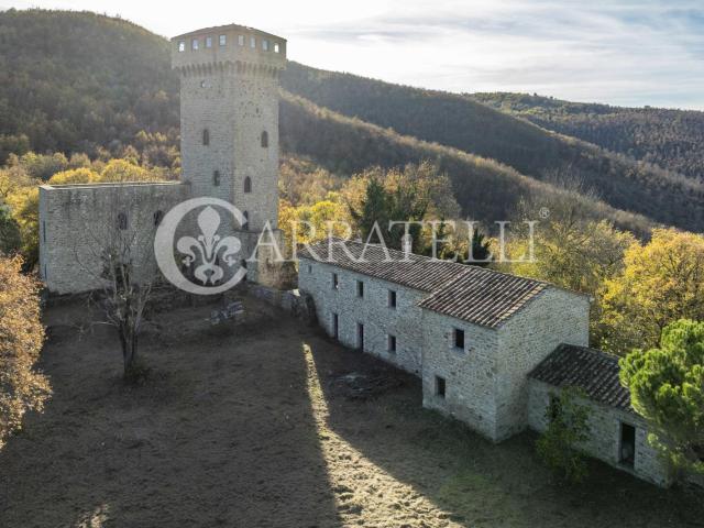 Passignano sul Trasimeno, prestigiosa proprietà composta da. 1080m² Passignano sul Trasimeno