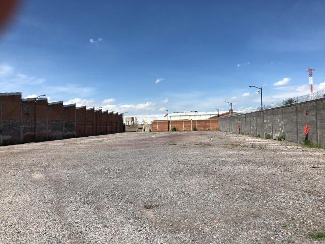 Patio comercial en renta, Federal Atlixco y Blvd. Las Torres