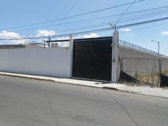 Patio comercial en renta, Federal Atlixco y Blvd. Las Torres