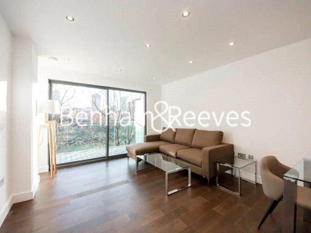 Paton Street, London EC1V 2 bed property to rent £3,500 pcm £808 pw