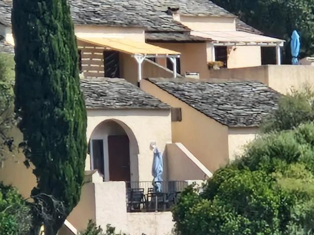PATRIMONIO / Maison d'hôte avec piscine