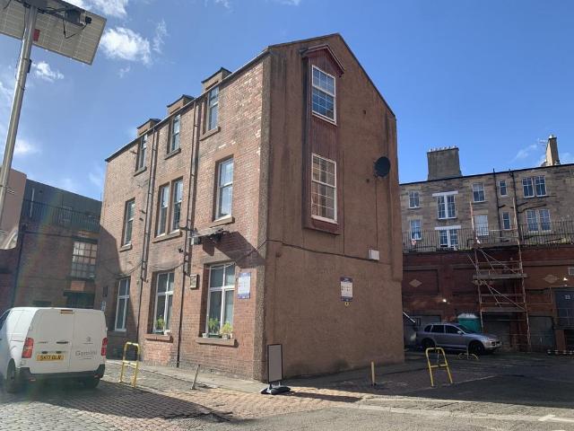 Patriothall, Edinburgh, EH3 5AY 1 bed flat to rent £1,195 pcm £276 pw