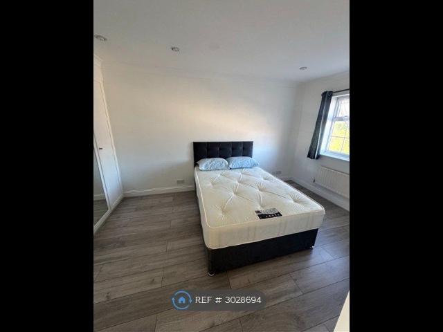Patrick Coman House, London EC1V, Room to rent, £1,350 pcm | PrimeLocation