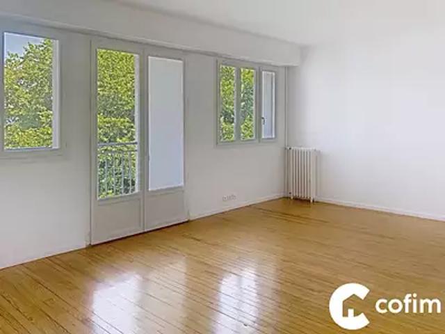Pau 64000 Location appartement 3 pièces t3 parking