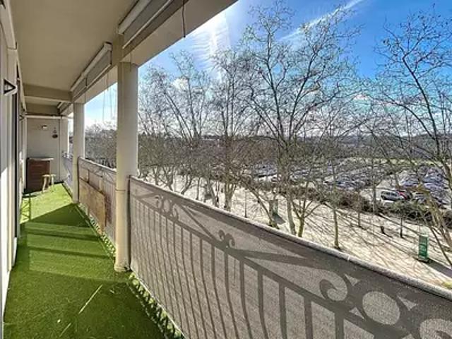 Pau 64000 Location appartement 6 pièces t6 balcon